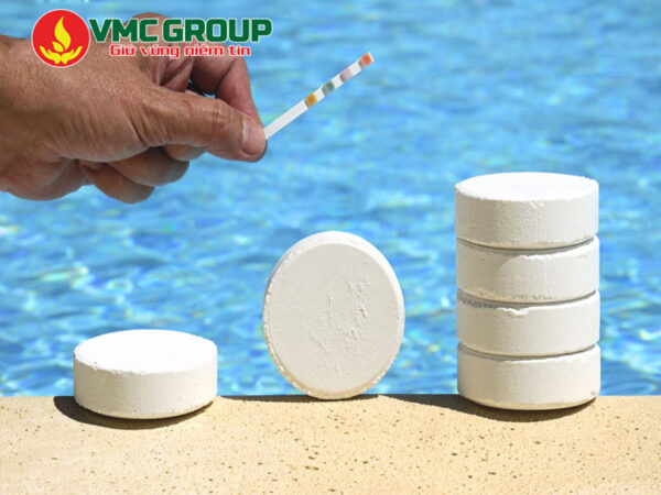 Hóa chất hồ bơi viên nén TCCA tại Sài Gòn