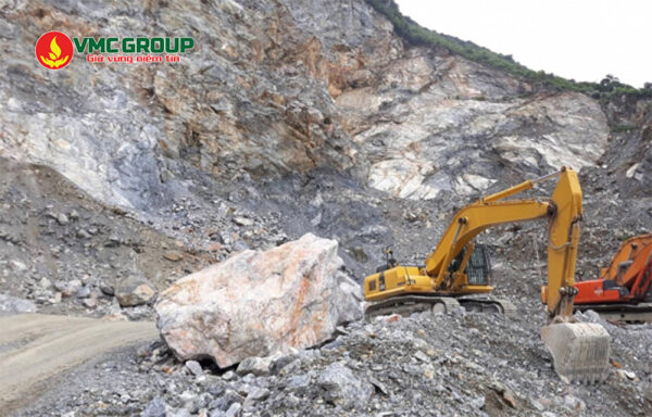 Sino Crack được dùng để tách phá đá trong các hoạt động khai thác đá