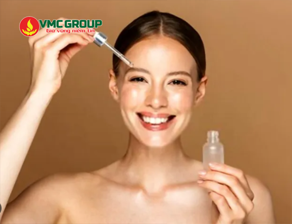 Carbomer được dùng trong các loại serum