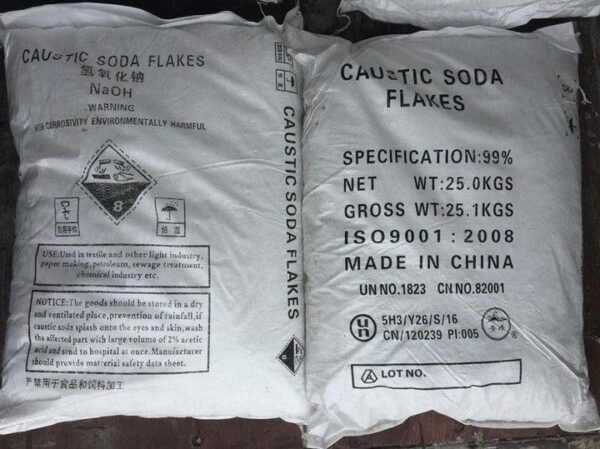 CAUSTIC SODA FLAKES - NAOH 99% - XÚT VẢY TRUNG QUỐC